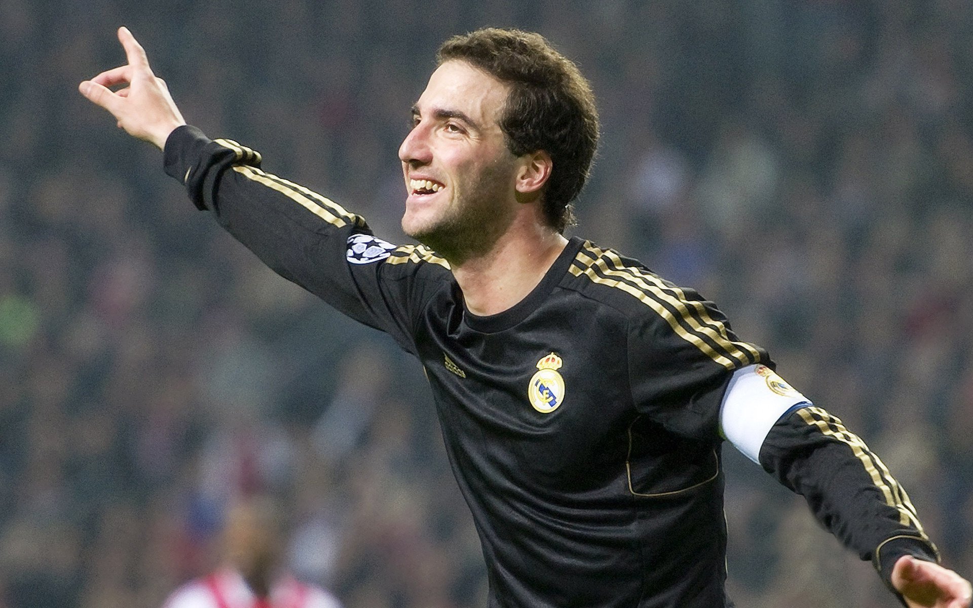 特别报道田径新技术助力训练，田径技能展示